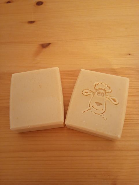 k-1607 Schafmilch Stücke.jpg