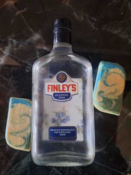 Gin 1.jpg
