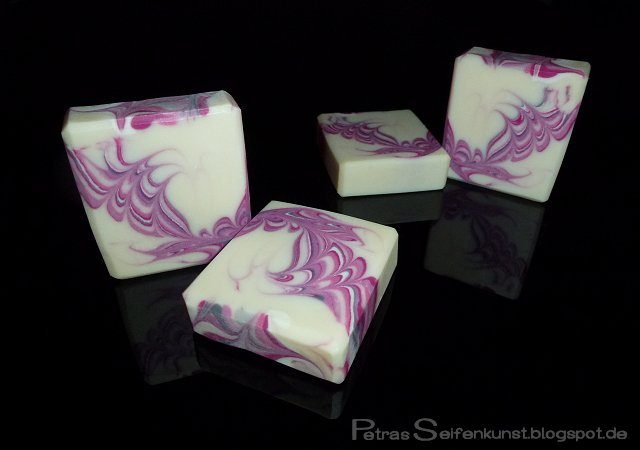 Pinkobello Forum 04.jpg