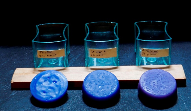 ultramarine blau + ultramarine pink Mischungen_3.jpg