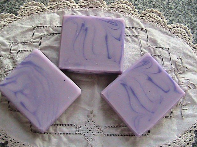 old fashioned lavender soap.JPG