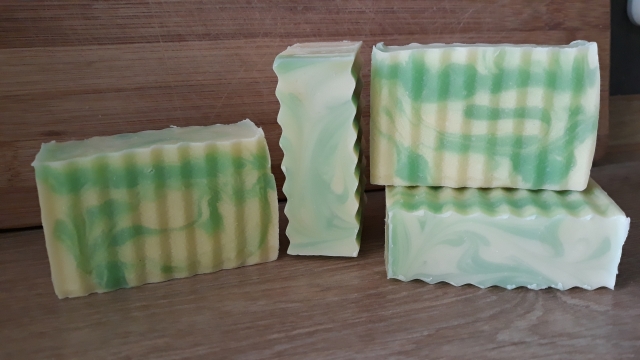 sweet lemongras klein.jpg